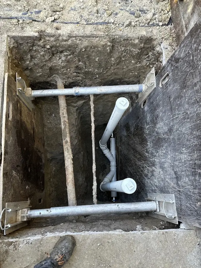 Experienced plumber completing Gas Line Repair work in Bristol
